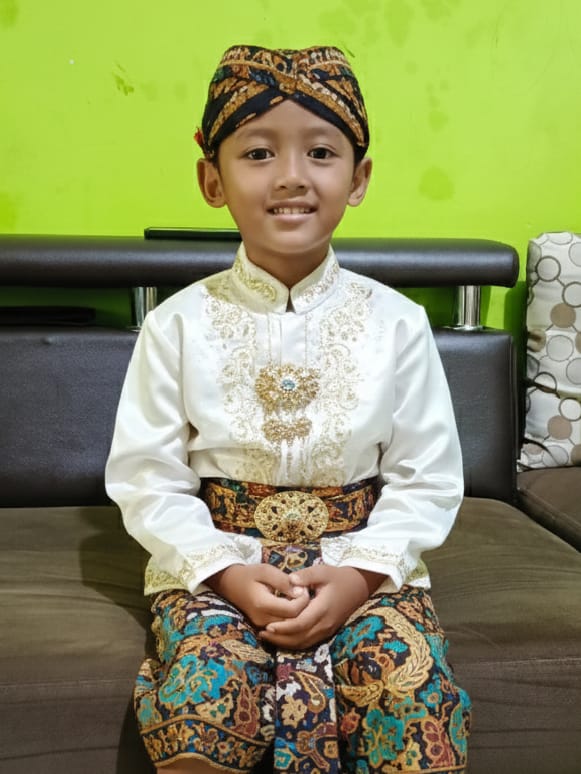 Khitanan Farrel (6)