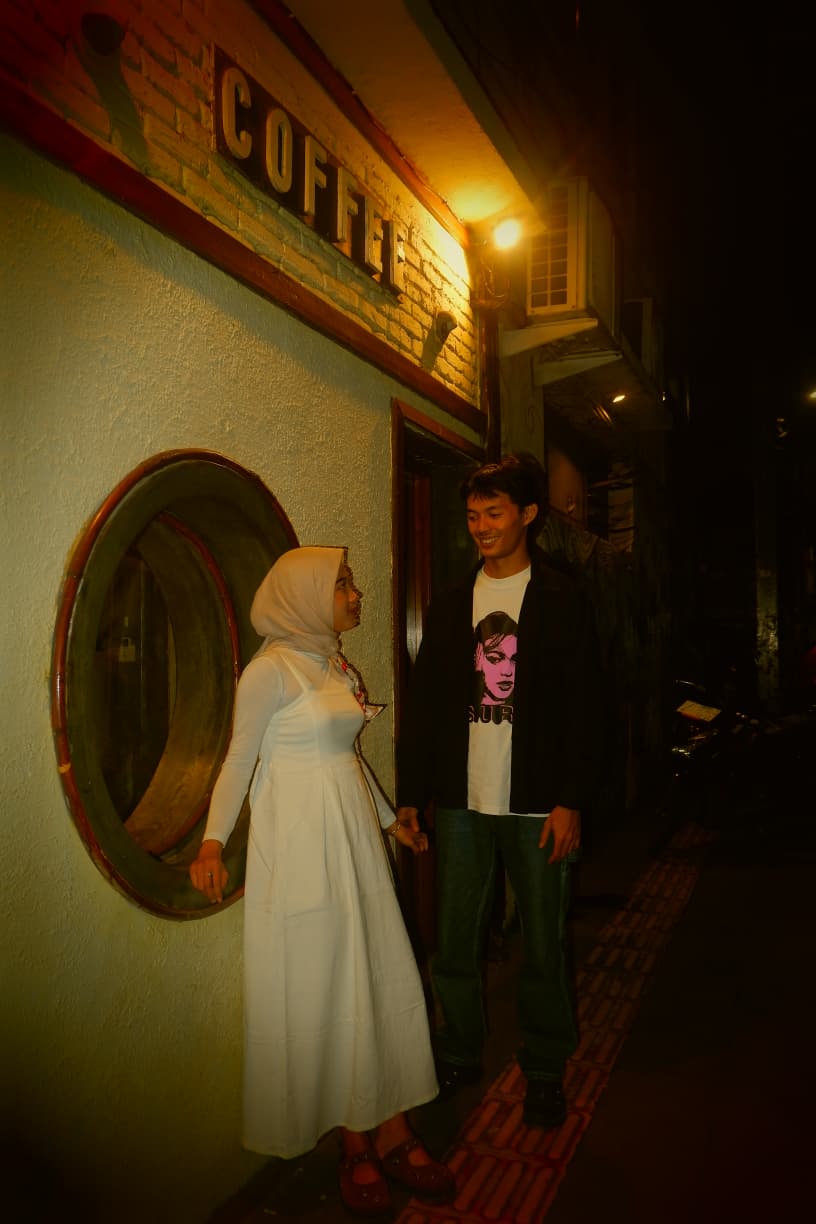 Anisa & Alif (1) Anisa & Alif (1)
