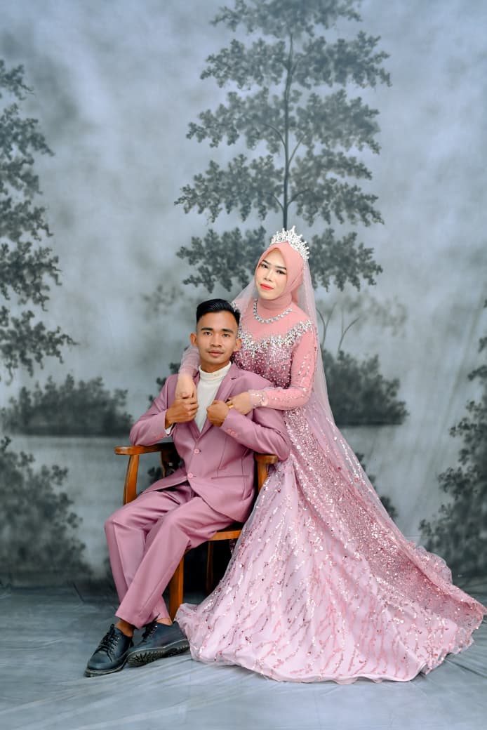 Rizal & Siska (1) Rizal & Siska (1)