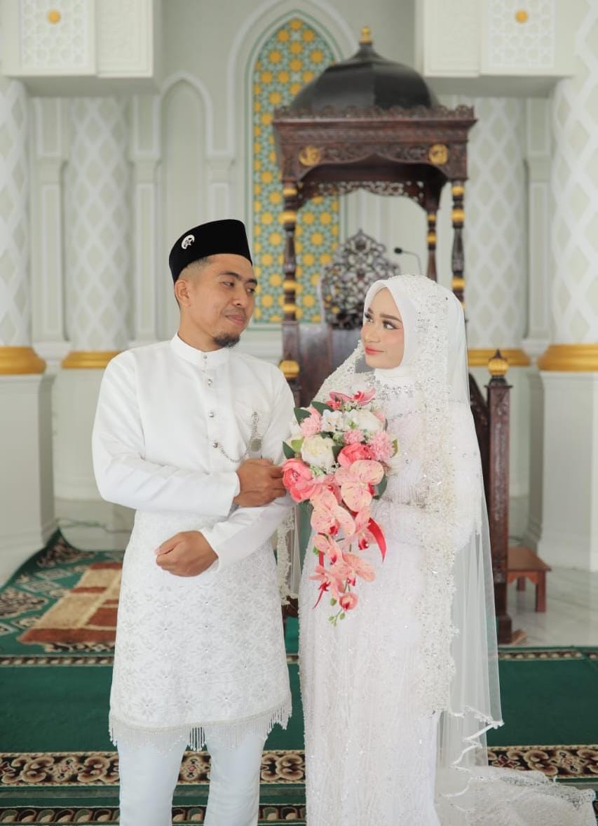 Ibnu & Mona (9) Ibnu & Mona (9)