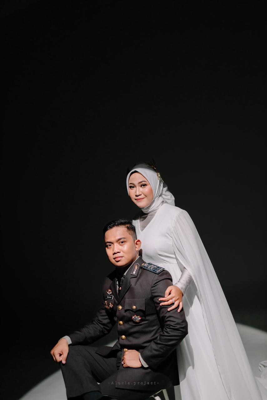 Teguh & Rida (1) Teguh & Rida (1)