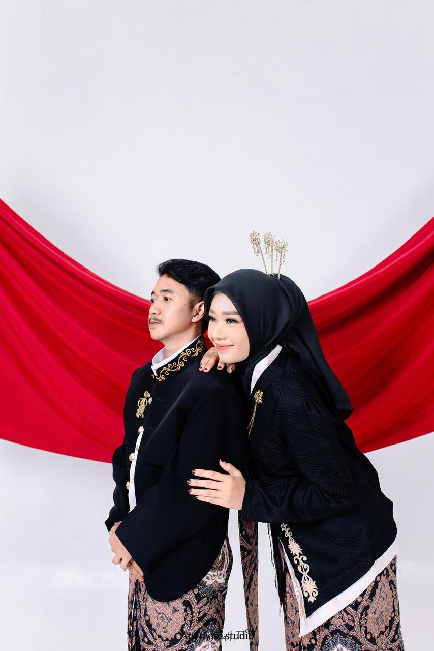 Wildan & Delis (1) Wildan & Delis (1)