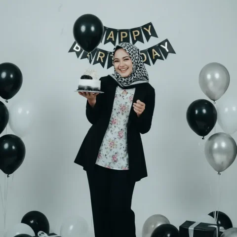Elkit-Bday-v2-04-4.webp